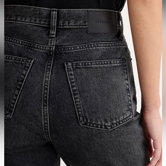 Everlane Denim - Everlane The Curvy‎ 90s Cheeky Straight Jean Washed Black Sz 28 Brand New $110
